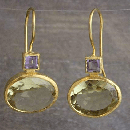 Lorena | Pendientes Vintage Dorados con Cristal Verde