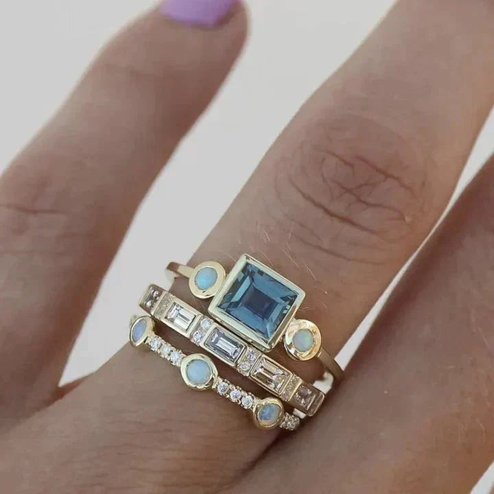 Elena | Anillo Vintage con Cristal Azul